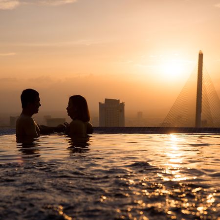 Hotel Fivitel Da Nang Esterno foto