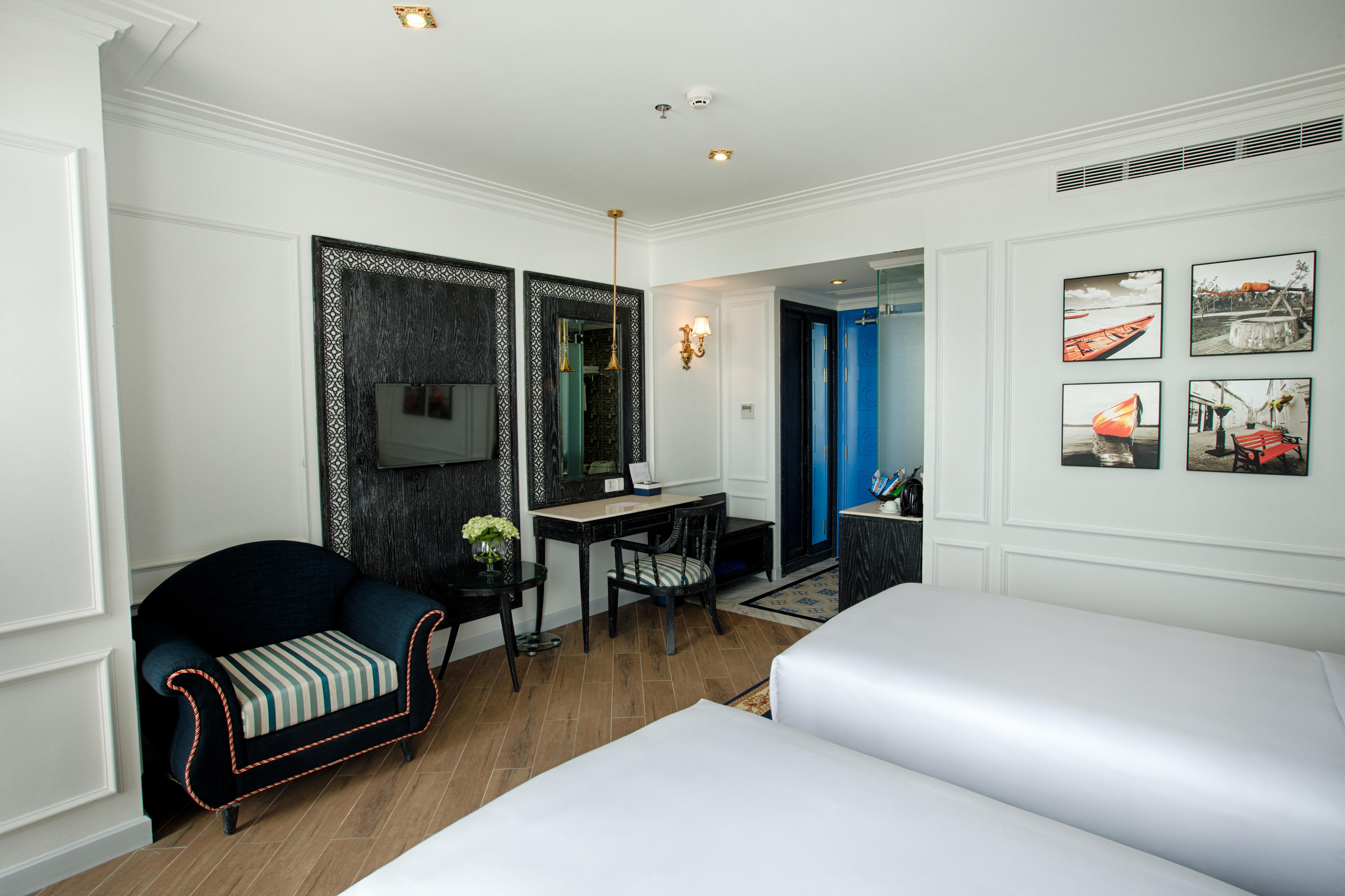 Hotel Fivitel Da Nang Esterno foto