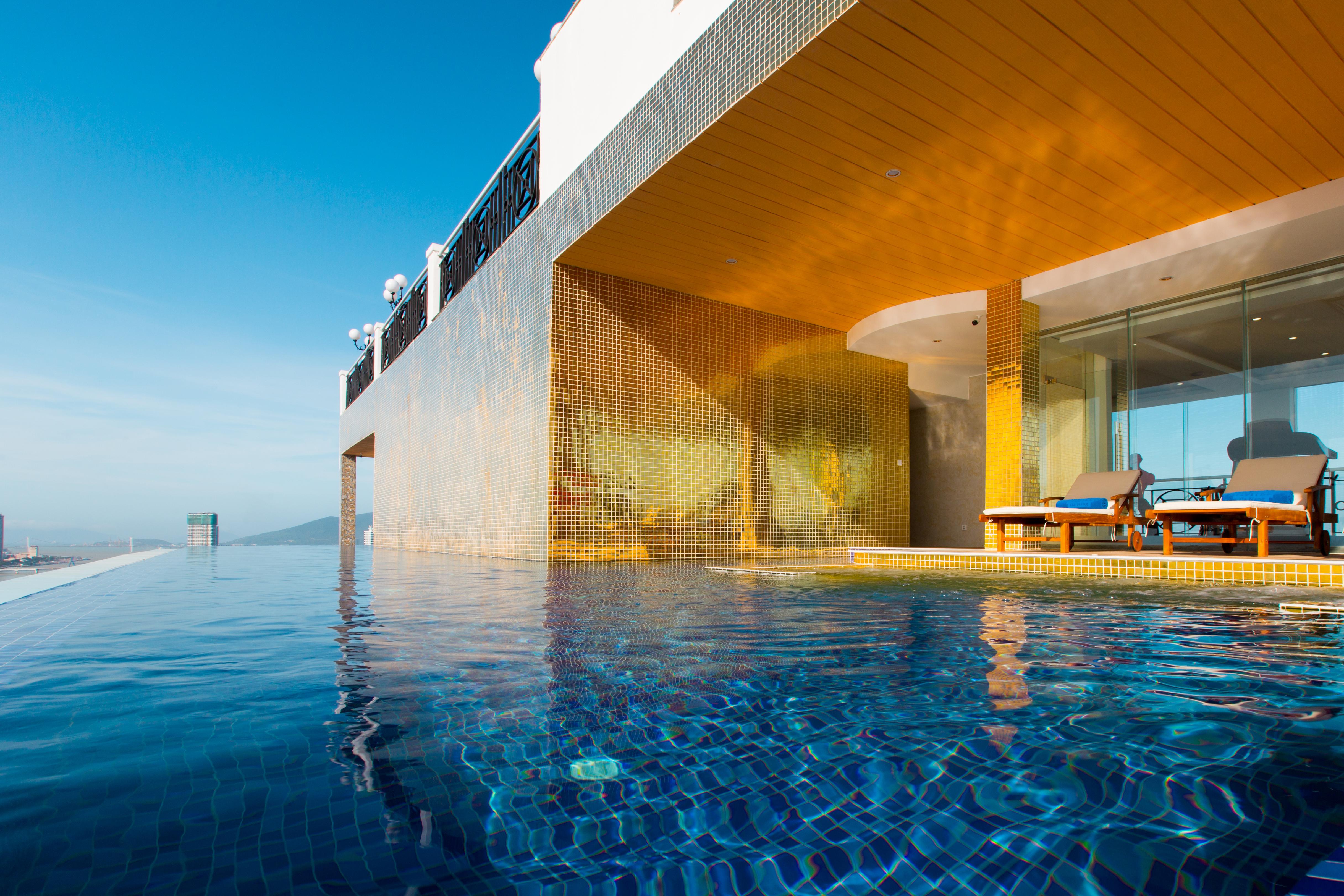 Hotel Fivitel Da Nang Esterno foto