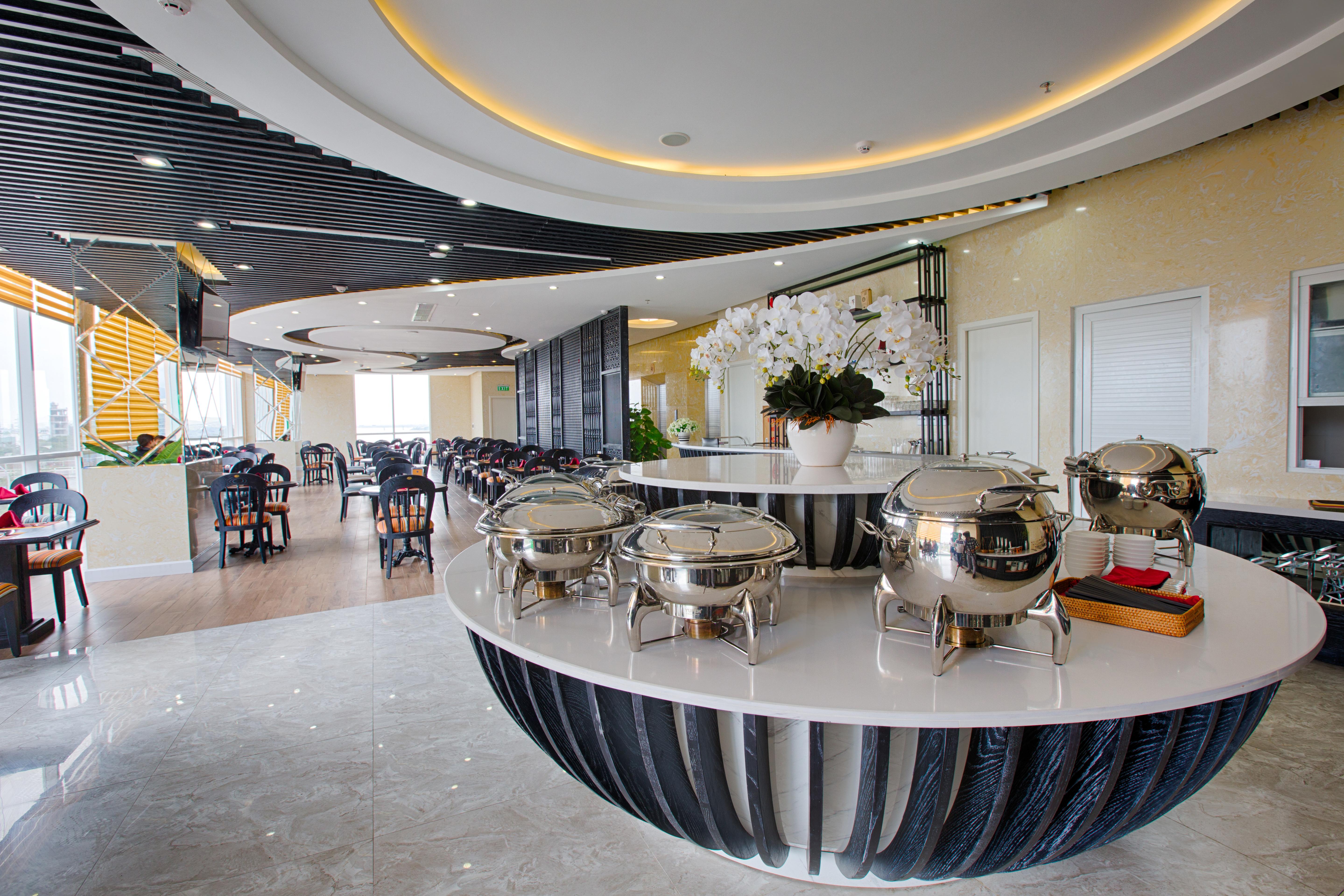 Hotel Fivitel Da Nang Esterno foto